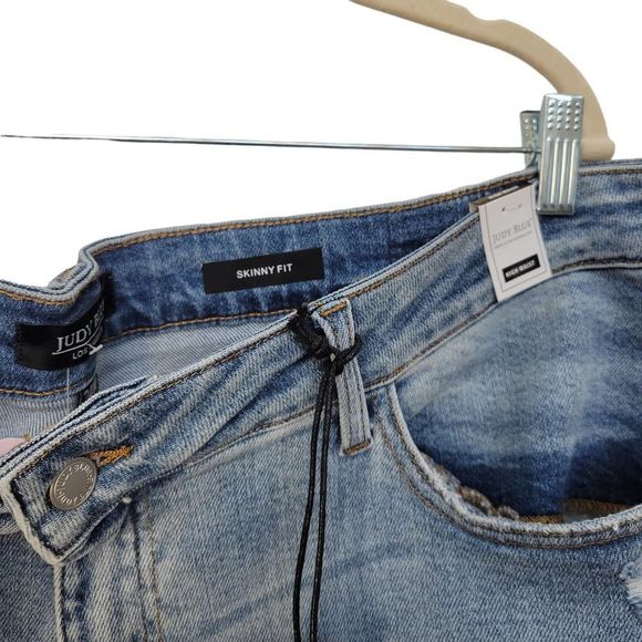 Judy Blue Light Blue Distressed Skinny Jeans - Picture 5 of 10